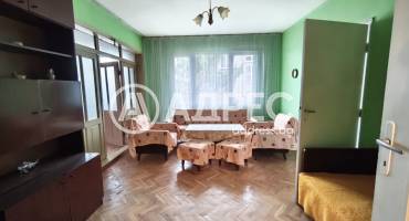 Многостаен апартамент, Нови пазар, 672481, Снимка 1