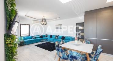 Тристаен апартамент, Варна, Център, 684481, Снимка 1