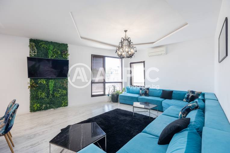 Тристаен апартамент, Варна, Център, 684481, Снимка 2