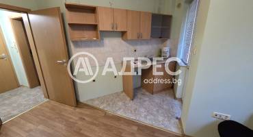 Двустаен апартамент, Варна, Погребите, 687481, Снимка 1