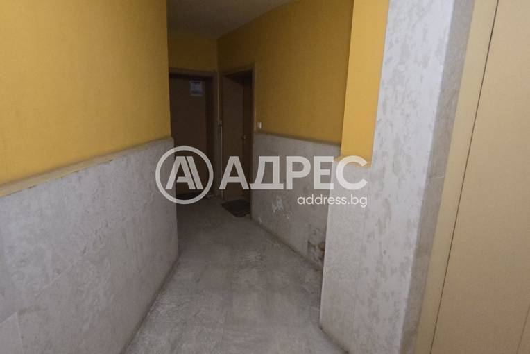 Двустаен апартамент, Варна, Погребите, 687481, Снимка 9