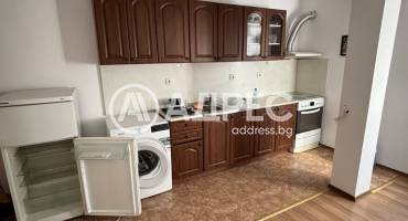 Тристаен апартамент, Велико Търново, Център, 669482, Снимка 1