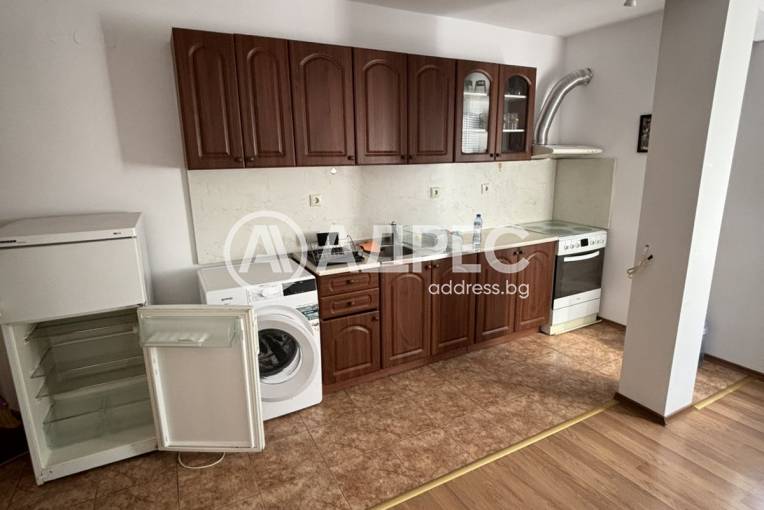 Тристаен апартамент, Велико Търново, Център, 669482, Снимка 1