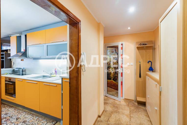 Двустаен апартамент, Варна, Базар "Левски", 685482, Снимка 13