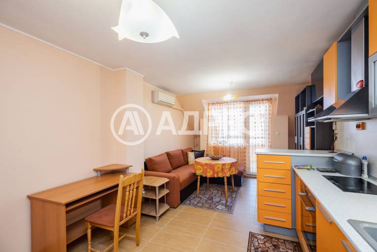 Двустаен апартамент, Варна, Базар "Левски", 685482, Снимка 5