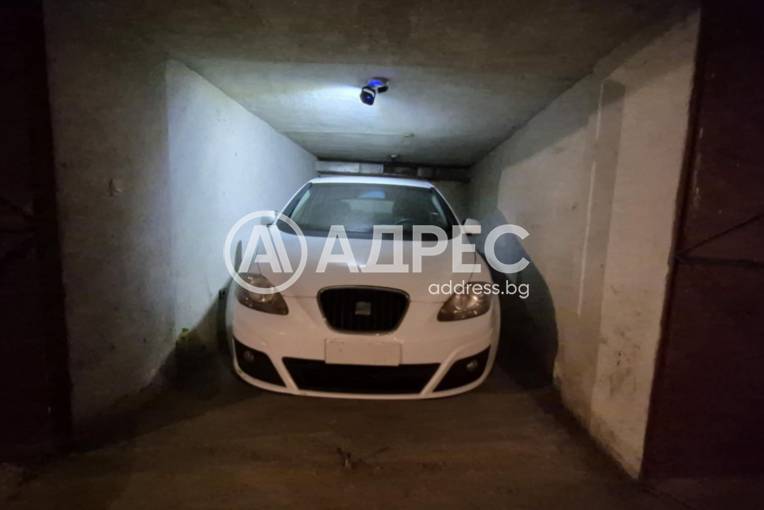 Гараж, София, Център, 671485, Снимка 1