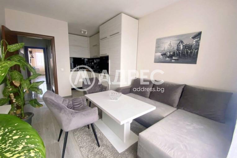 Двустаен апартамент, Варна, Гранд Мол Варна, 675485, Снимка 1