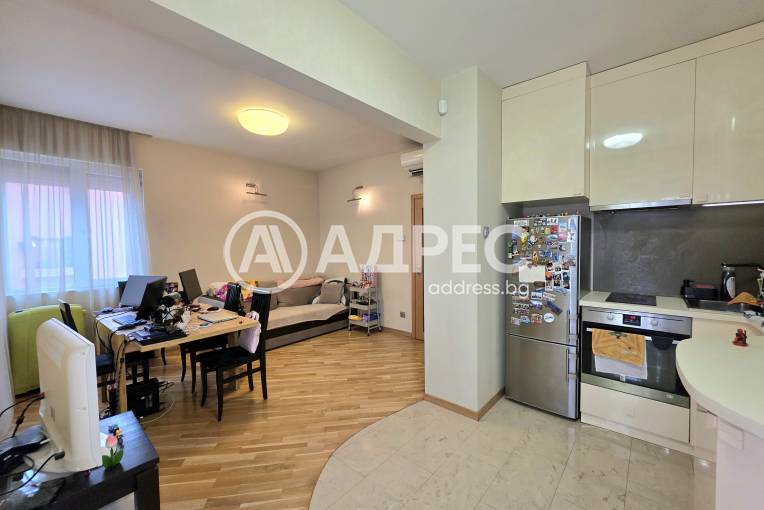 Тристаен апартамент, София, Център, 687486, Снимка 2