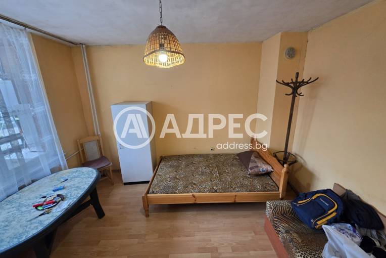 Двустаен апартамент, София, Красна поляна 2, 689486, Снимка 1