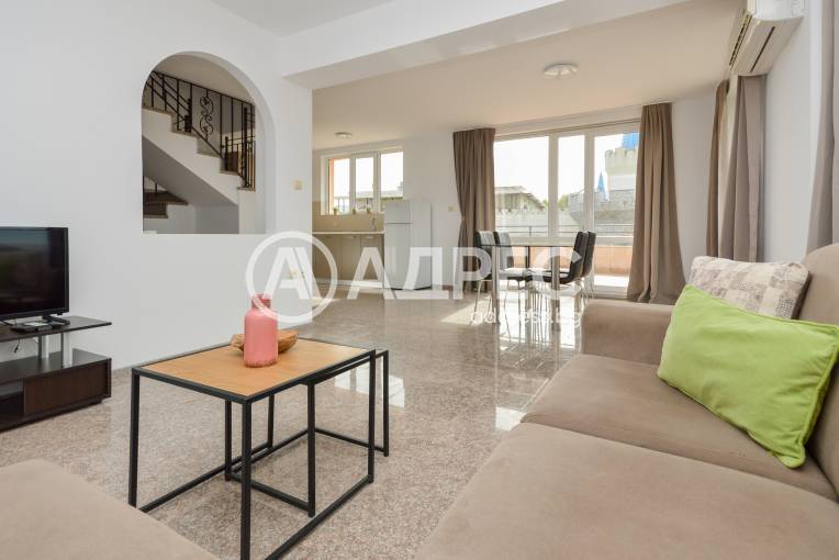 Тристаен апартамент, Свети Влас, 672488, Снимка 1