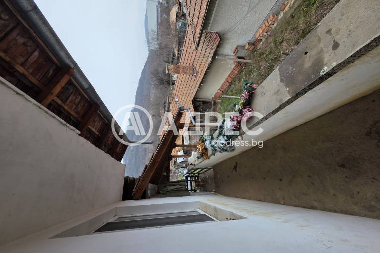 Етаж от къща, Дебелец, 679488, Снимка 15