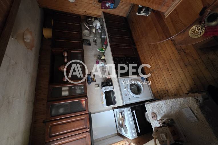 Етаж от къща, Дебелец, 679488, Снимка 2