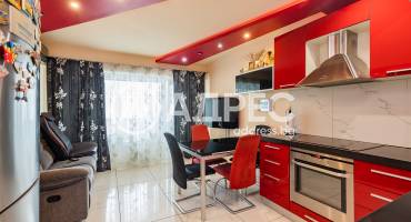 Тристаен апартамент, Варна, Владислав Варненчик, 668492