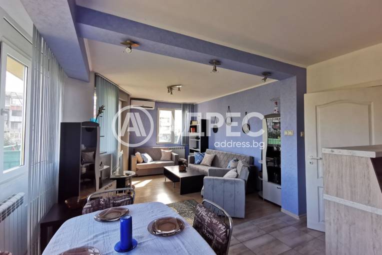 Двустаен апартамент, Русе, Ялта, 465494, Снимка 2