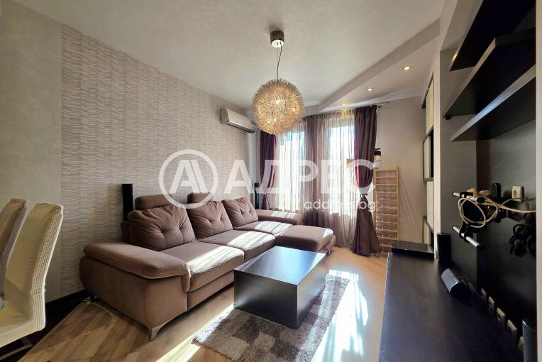 Двустаен апартамент, София, Борово, 669494, Снимка 1