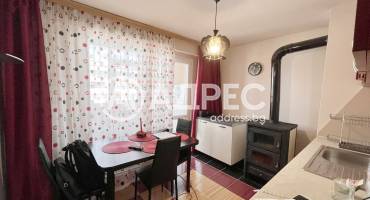 Тристаен апартамент, Шумен, Тракия, 690494, Снимка 4