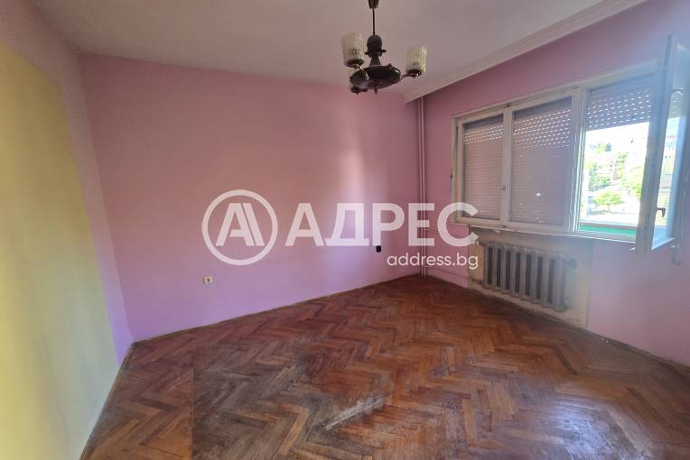 Тристаен апартамент, Плевен, Идеален център, 694494, Снимка 2