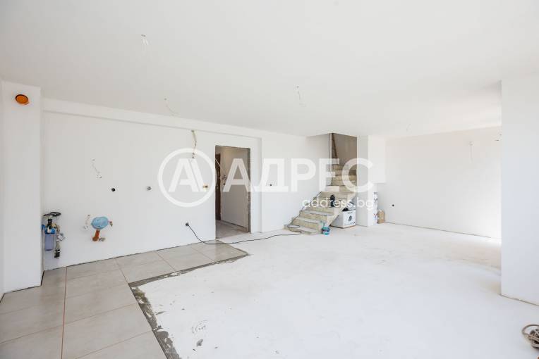 Тристаен апартамент, Варна, Операта, 696494, Снимка 9
