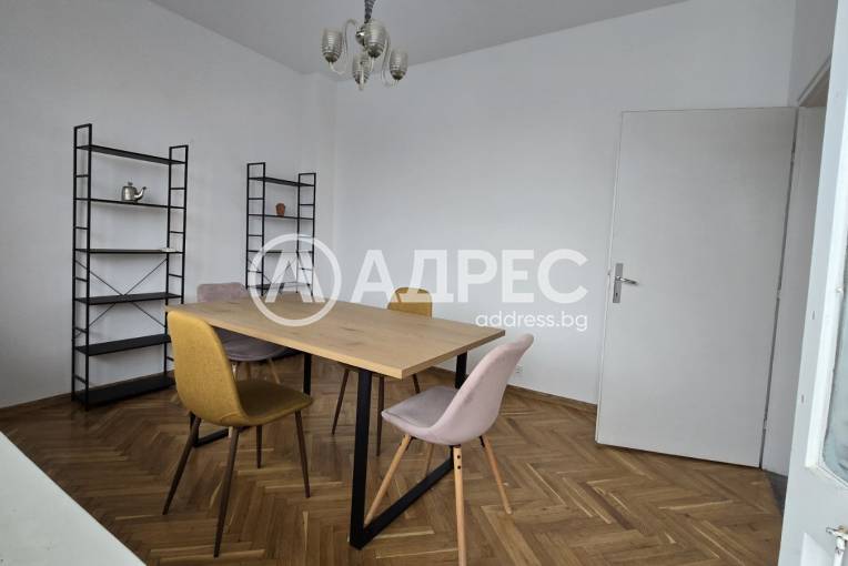 Тристаен апартамент, Варна, Идеален център, 683496, Снимка 1