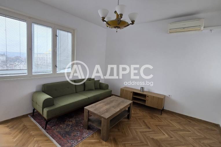 Тристаен апартамент, Варна, Идеален център, 683496, Снимка 2