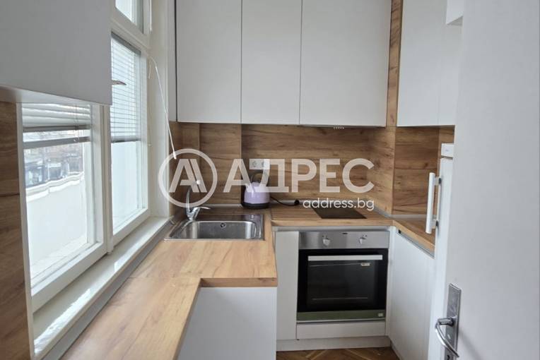 Тристаен апартамент, Варна, Идеален център, 683496, Снимка 3