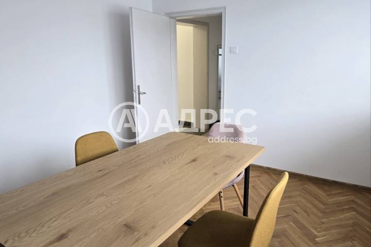 Тристаен апартамент, Варна, Идеален център, 683496, Снимка 4