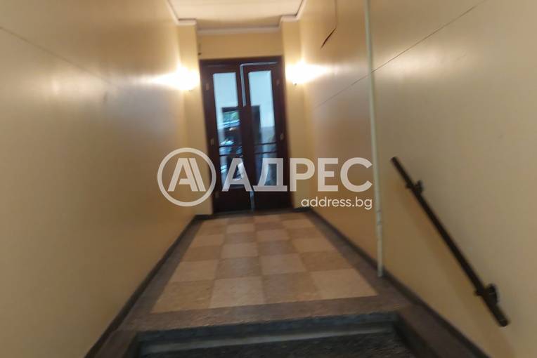 Тристаен апартамент, София, Оборище, 701496, Снимка 4