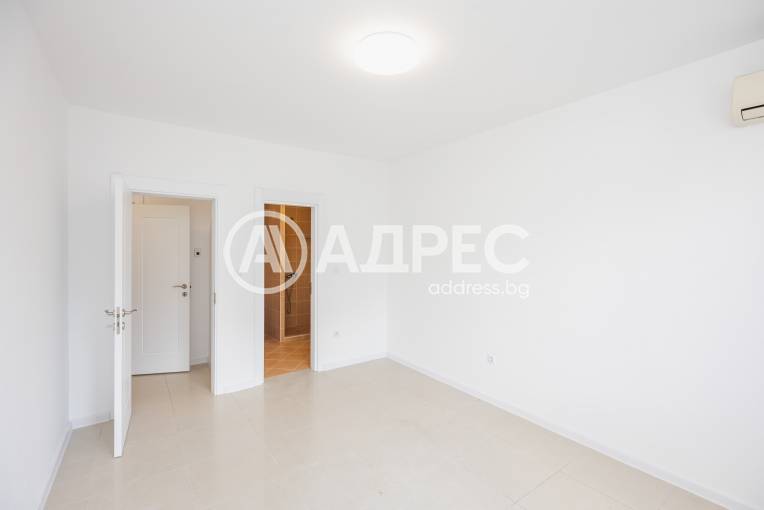 Тристаен апартамент, Варна, к.к. Св.Св. Константин и Елена, 701497, Снимка 20