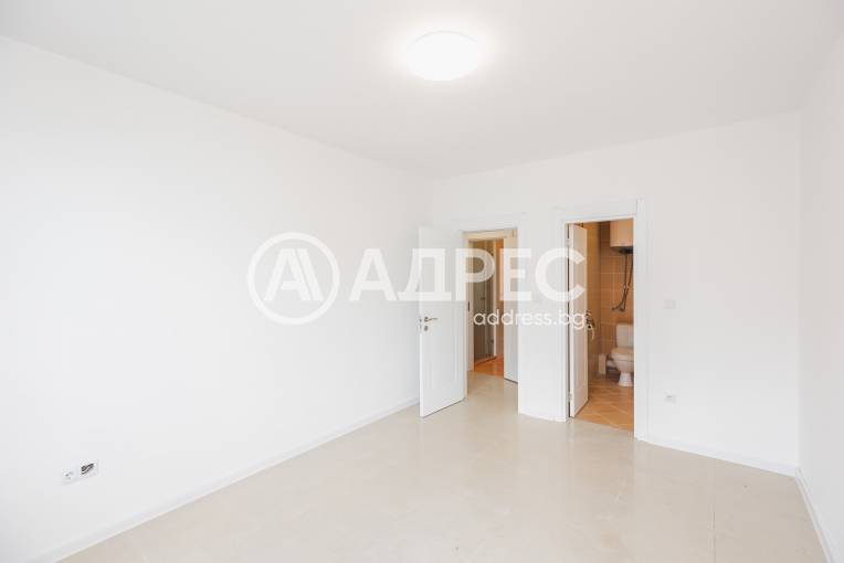 Тристаен апартамент, Варна, к.к. Св.Св. Константин и Елена, 701497, Снимка 21
