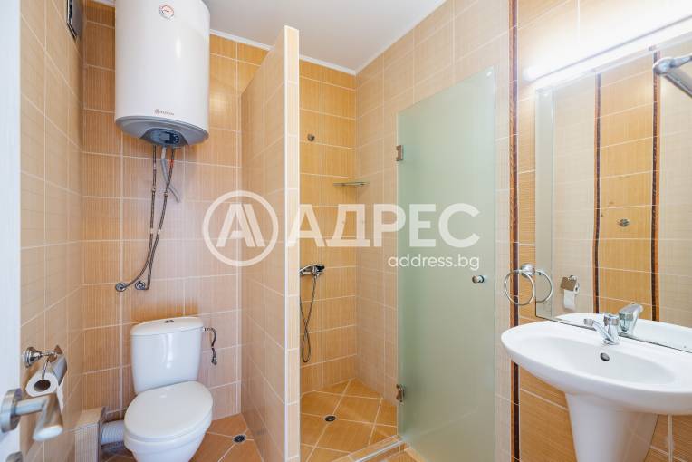 Тристаен апартамент, Варна, к.к. Св.Св. Константин и Елена, 701497, Снимка 22