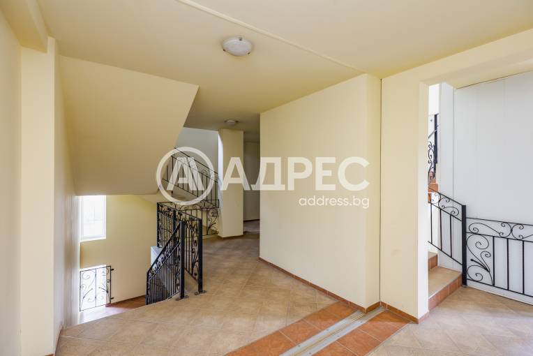 Тристаен апартамент, Варна, к.к. Св.Св. Константин и Елена, 701497, Снимка 28