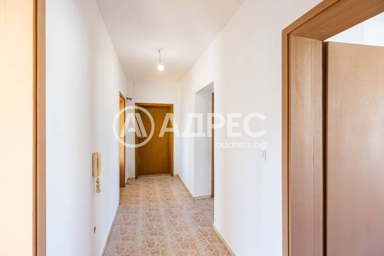 Многостаен апартамент, Варна, Техникумите, 681498, Снимка 12