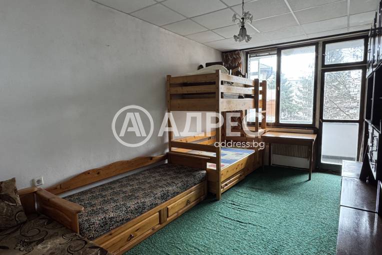 Тристаен апартамент, Велико Търново, Център, 696499, Снимка 1