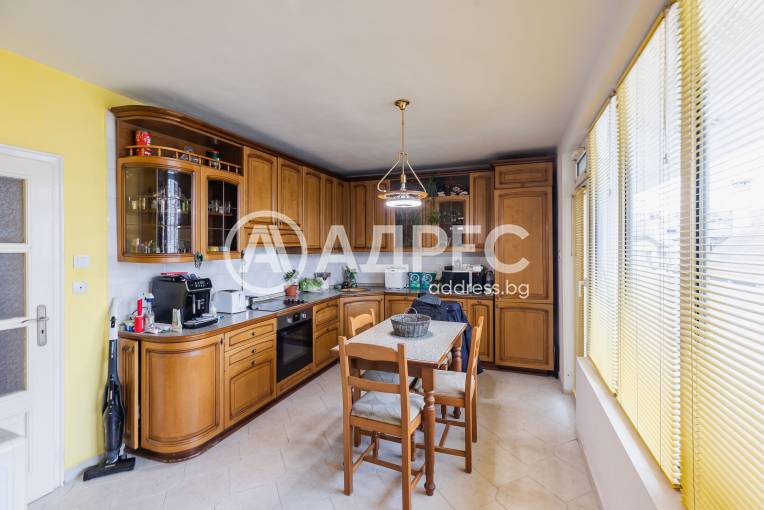 Многостаен апартамент, Варна, Операта, 681500, Снимка 1