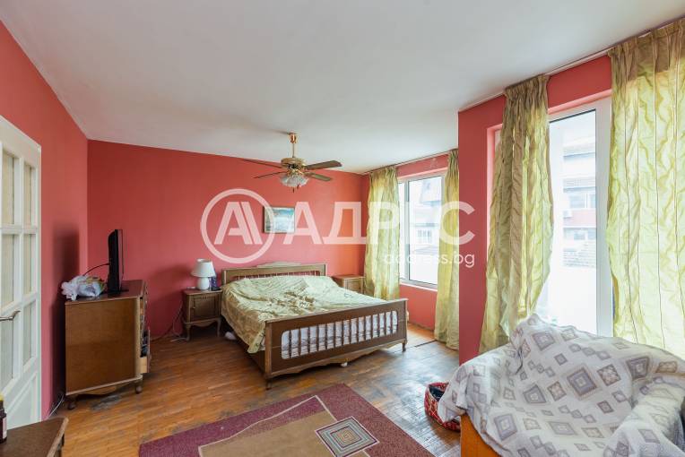 Многостаен апартамент, Варна, Операта, 681500, Снимка 3