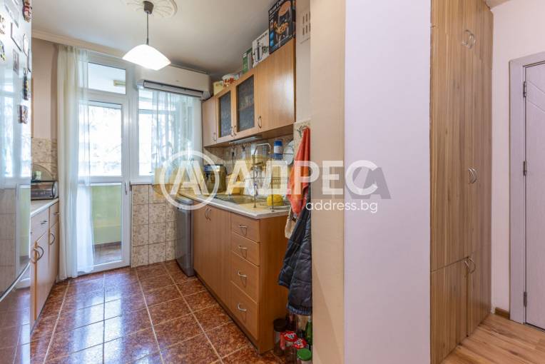 Многостаен апартамент, Варна, Зимно кино Тракия, 693501, Снимка 27