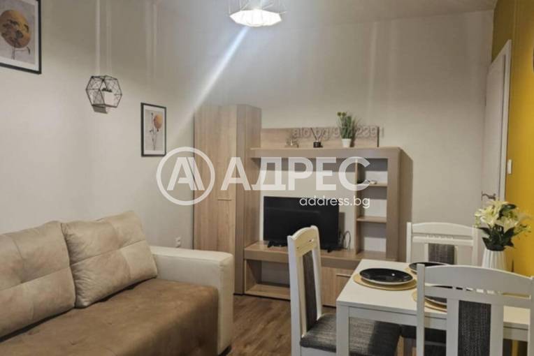 Двустаен апартамент, Варна, Идеален център, 690502, Снимка 1