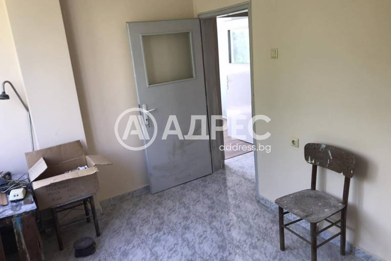 Двустаен апартамент, Ямбол, Зорница, 696502, Снимка 3