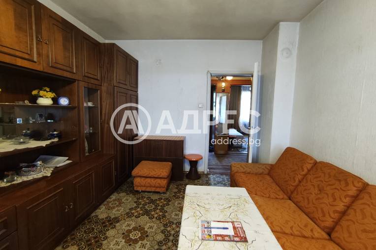 Двустаен апартамент, Плевен, 9-ти квартал, 666503, Снимка 2