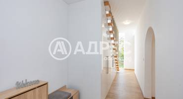 Къща/Вила, Варна, м-ст Ален Мак, 672506, Снимка 5