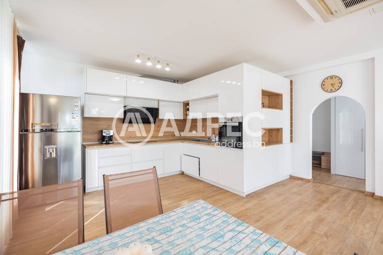 Къща/Вила, Варна, м-ст Ален Мак, 672506, Снимка 1