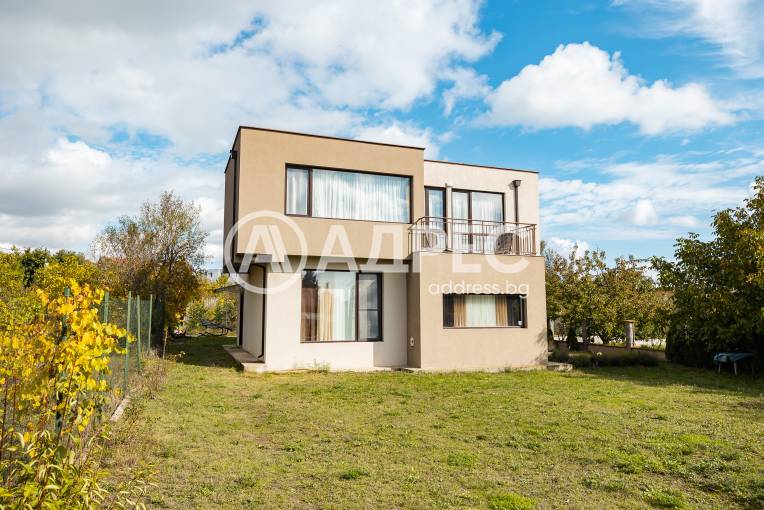 Къща/Вила, Варна, м-ст Ален Мак, 672506, Снимка 3