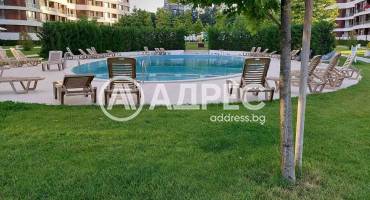 Тристаен апартамент, Варна, Гранд Мол Варна, 692508, Снимка 1