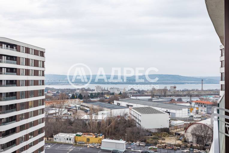 Тристаен апартамент, Варна, Гранд Мол Варна, 692508, Снимка 2
