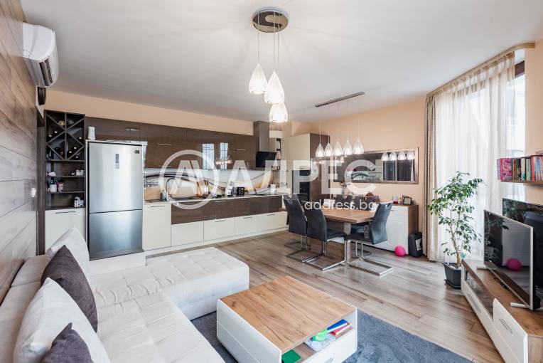 Тристаен апартамент, Варна, Гранд Мол Варна, 692508, Снимка 3