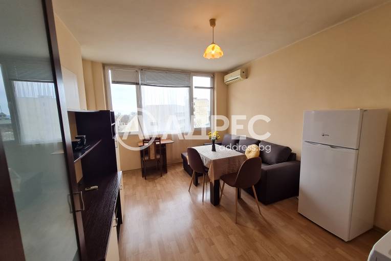 Двустаен апартамент, Варна, Червен площад, 695508, Снимка 2