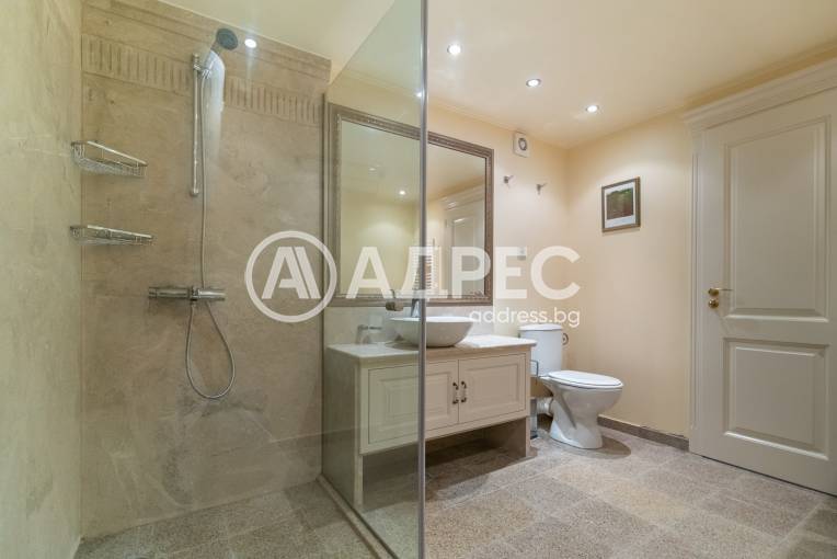 Многостаен апартамент, Варна, к.к. Златни Пясъци, 661512, Снимка 25