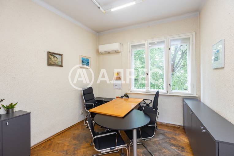 Двустаен апартамент, Варна, Идеален център, 660513, Снимка 2