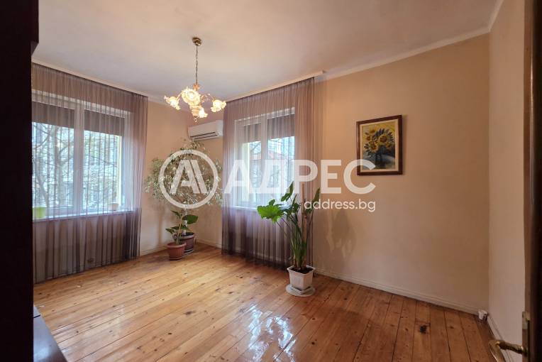 Къща/Вила, София, Център, 673513, Снимка 2