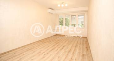 Двустаен апартамент, София, Иван Вазов, 698513, Снимка 1